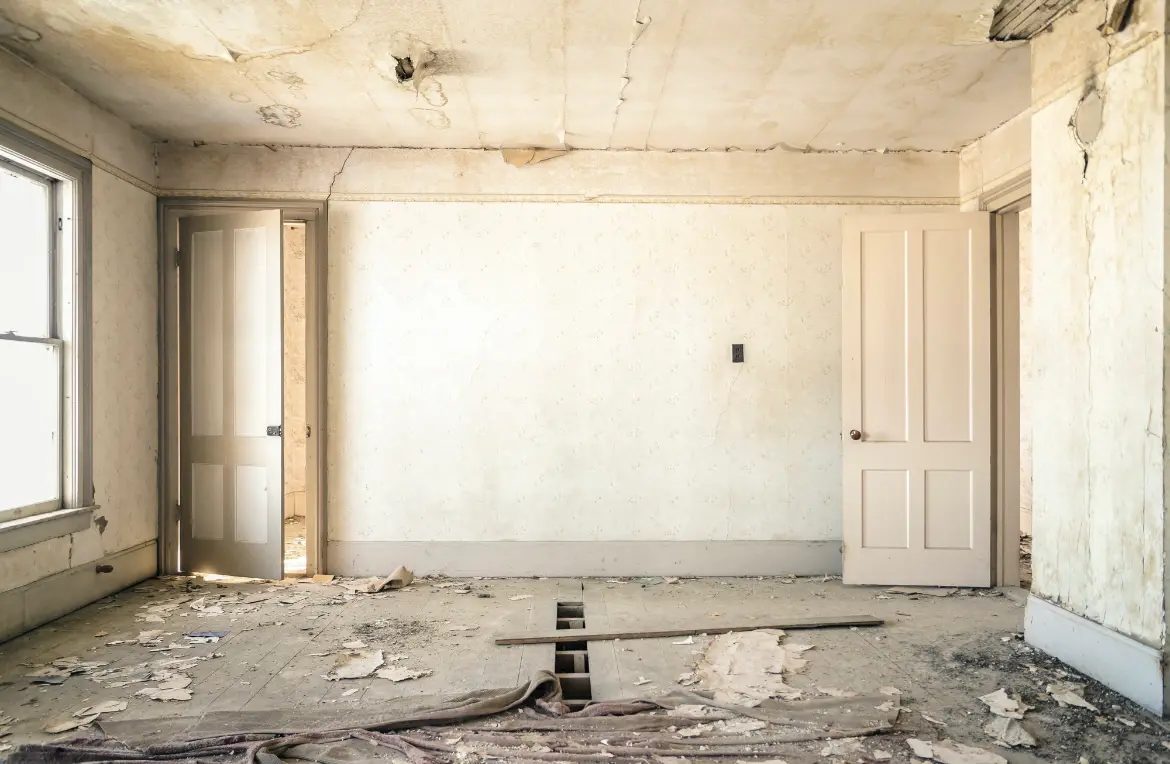 Waste disposal crew managing a cleanout project in Haverhill